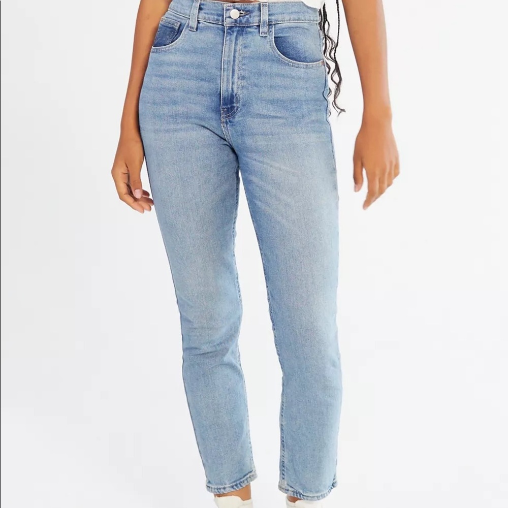 BDG High Waisted Girlfriend Jean